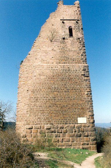 Dagsburg: Bergfried